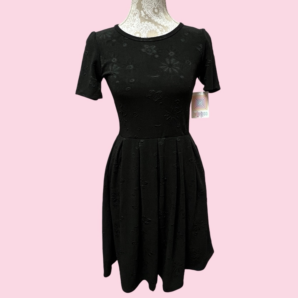LuLaRoe Black Textured Short Sleeve Midi Dress